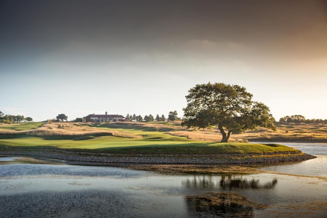 The Oxfordshire Golf & Spa Hotel Thame Esterno foto