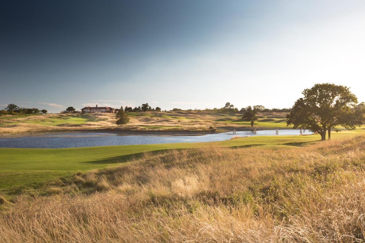 The Oxfordshire Golf & Spa Hotel Thame Esterno foto