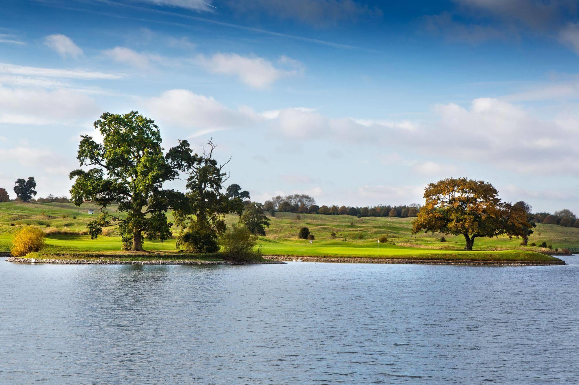 The Oxfordshire Golf & Spa Hotel Thame Esterno foto